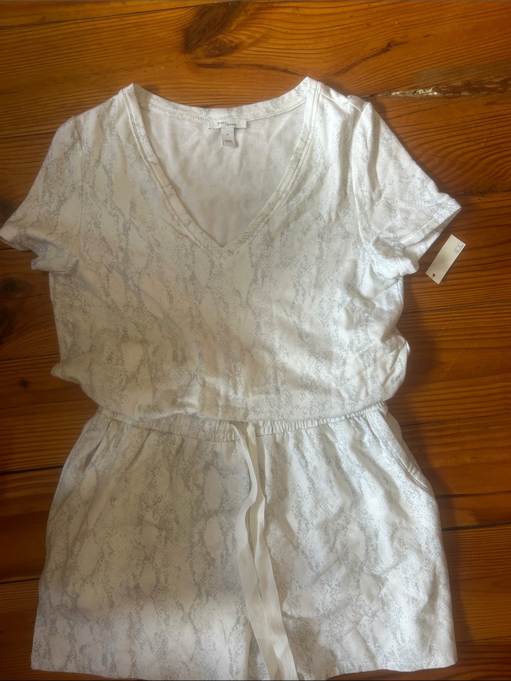 Daily Ritual White Snake-Print V-Neck Romper